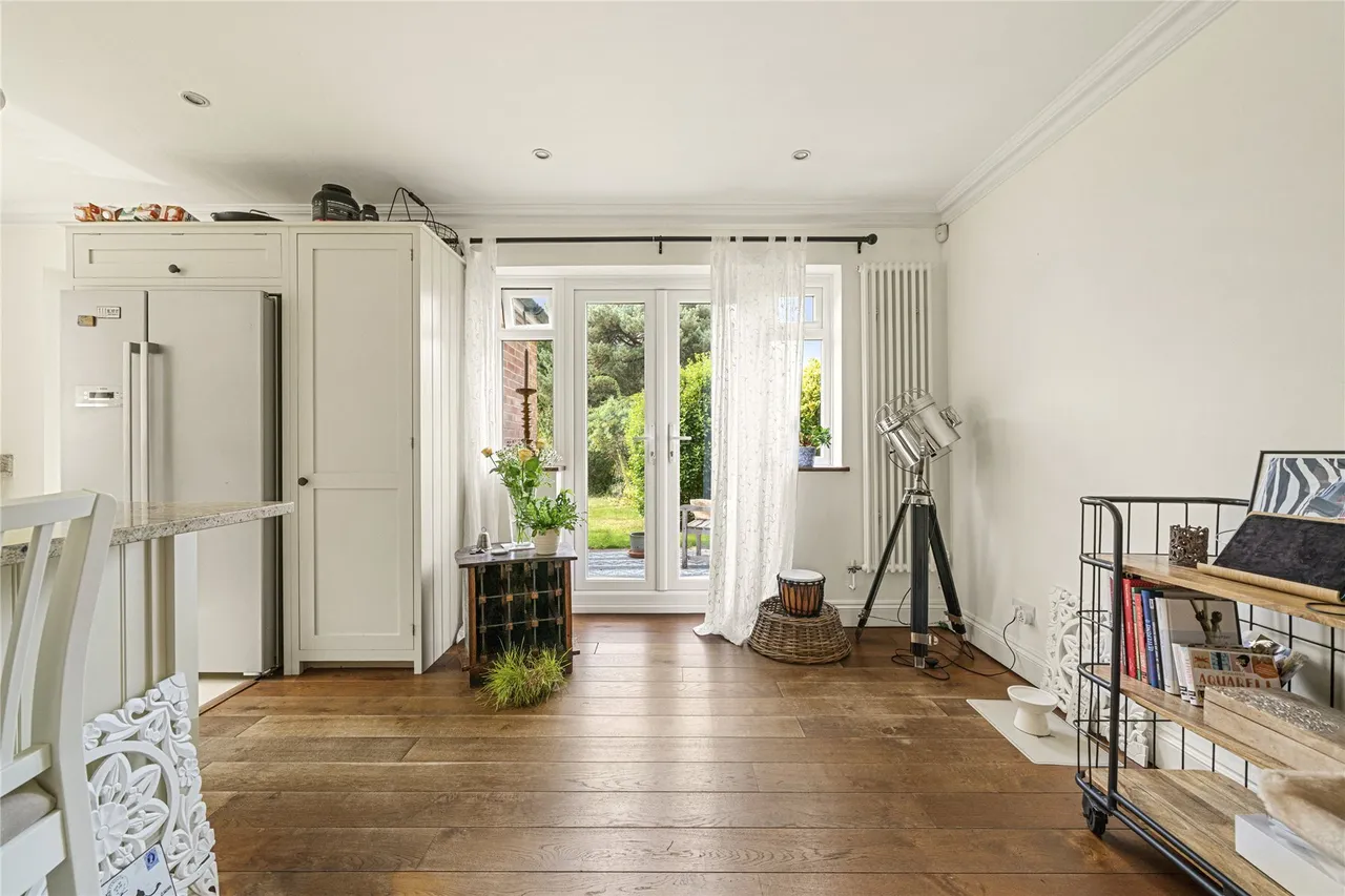 Langbourne Way, Claygate, KT10, photo 6