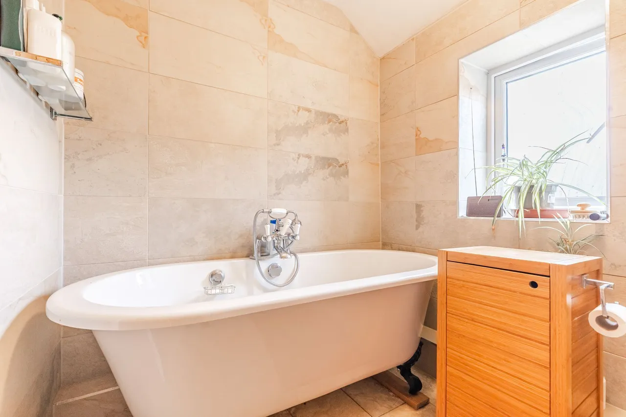 Exceptional Semi-Detached Barn Conver, photo 14