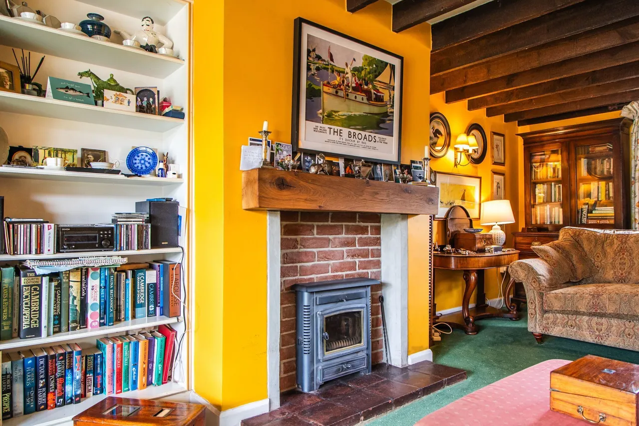 Exceptional Semi-Detached Barn Conver, photo 4