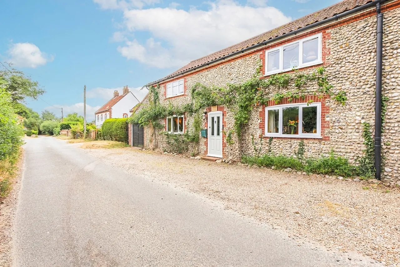 Exceptional Semi-Detached Barn Conver, photo 3