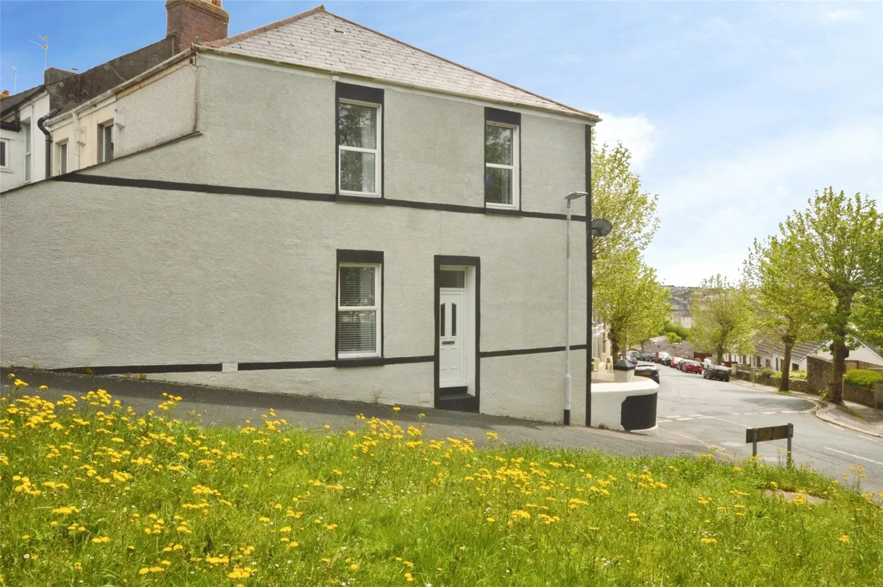 2 bed property for sale — Bridwell Road, Plymouth, Devon, PL5