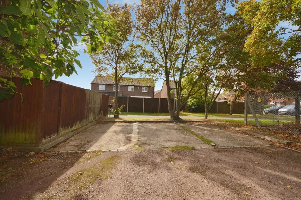 Glen Walk, Isleworth, TW7, photo 5