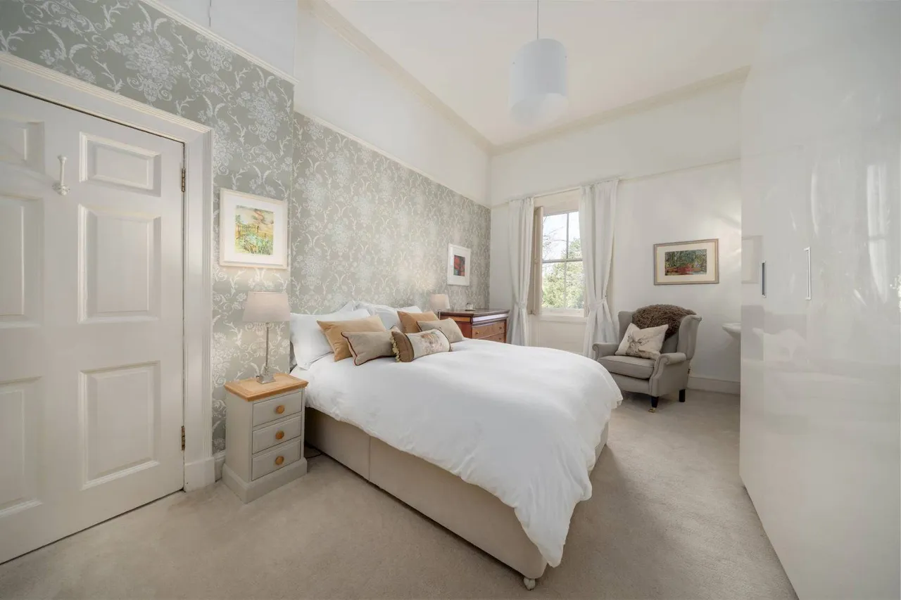 Bonaly Road, Edinburgh, EH13, photo 14