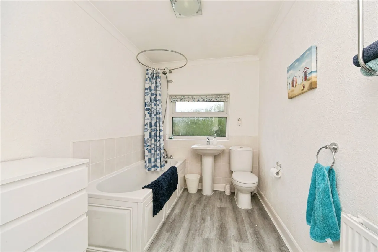 Cambria Road, Old Colwyn, LL29, photo 15