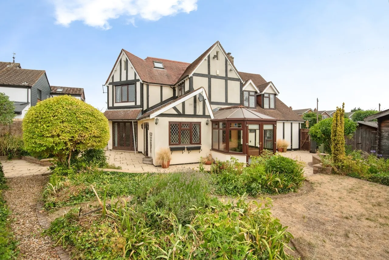 High Street, Langford, Biggleswade, Bedfordshire, SG18, photo 4