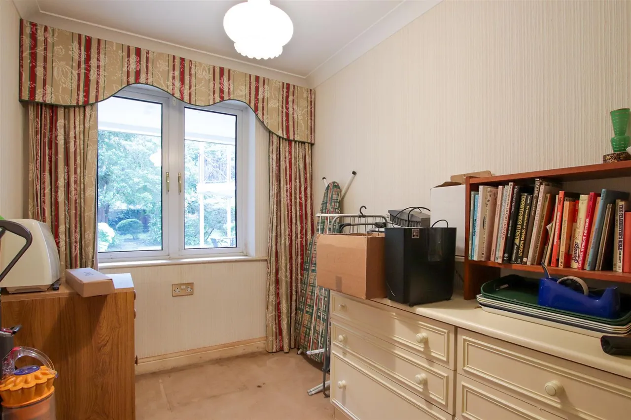Racefield Road, Altrincham, WA14, photo 9