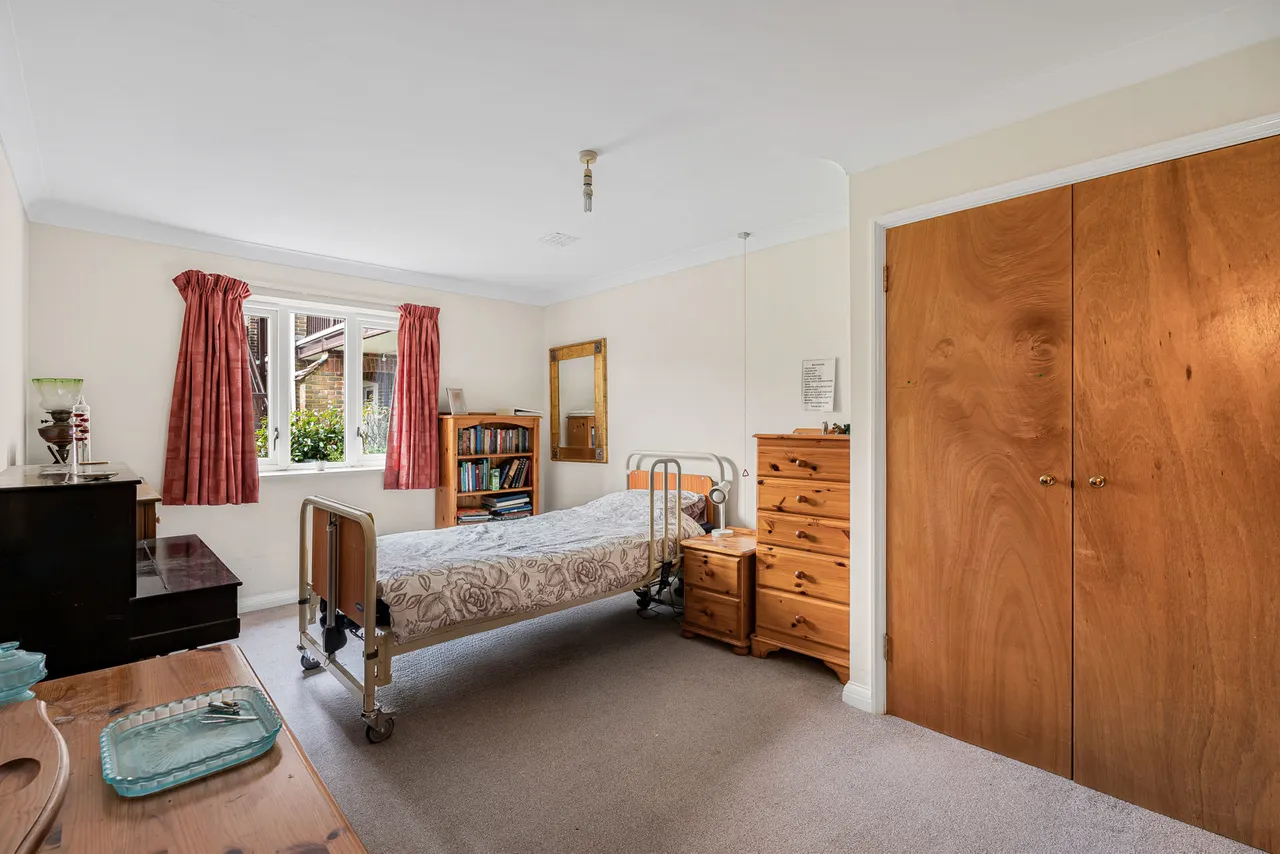 Adams Way, Alton, GU34, photo 19