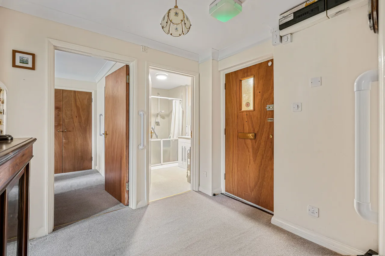 Adams Way, Alton, GU34, photo 22