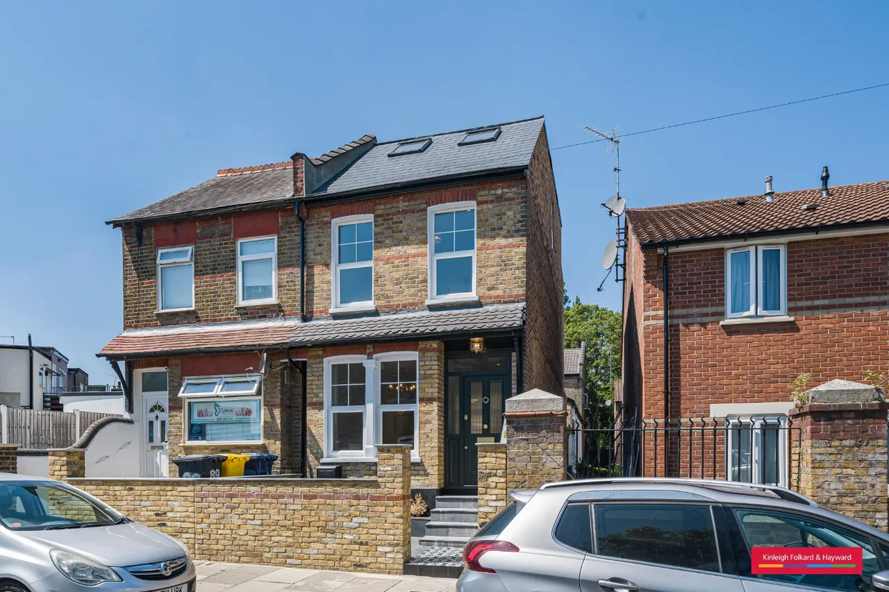 Brunswick Crescent, London, N11, photo 16