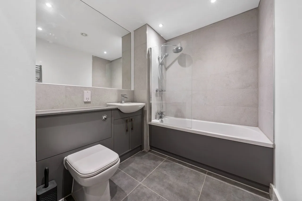 Mather Lane, Leigh, WN7, photo 17