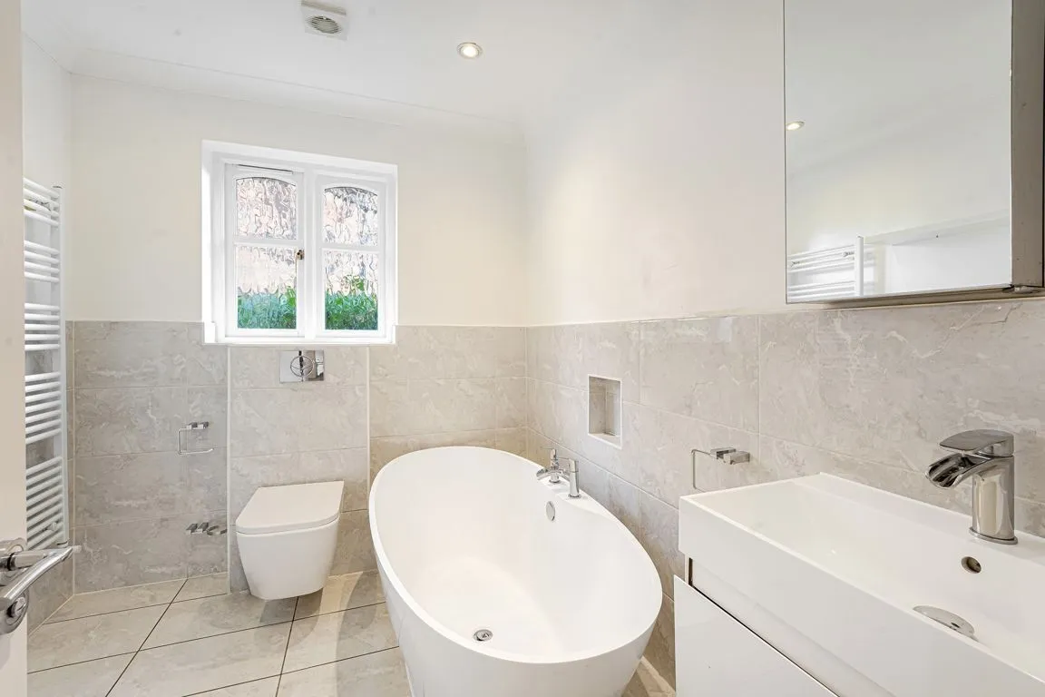 Hanger Hill, Weybridge, KT13, photo 9
