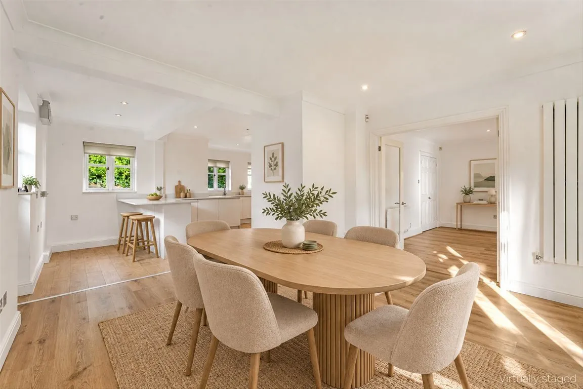 Hanger Hill, Weybridge, KT13, photo 4