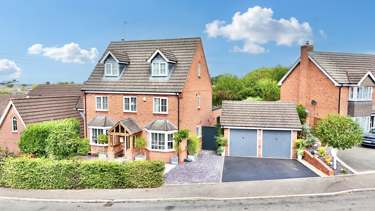 5 bed house for sale, Burntwood View, Loggerheads, TF9