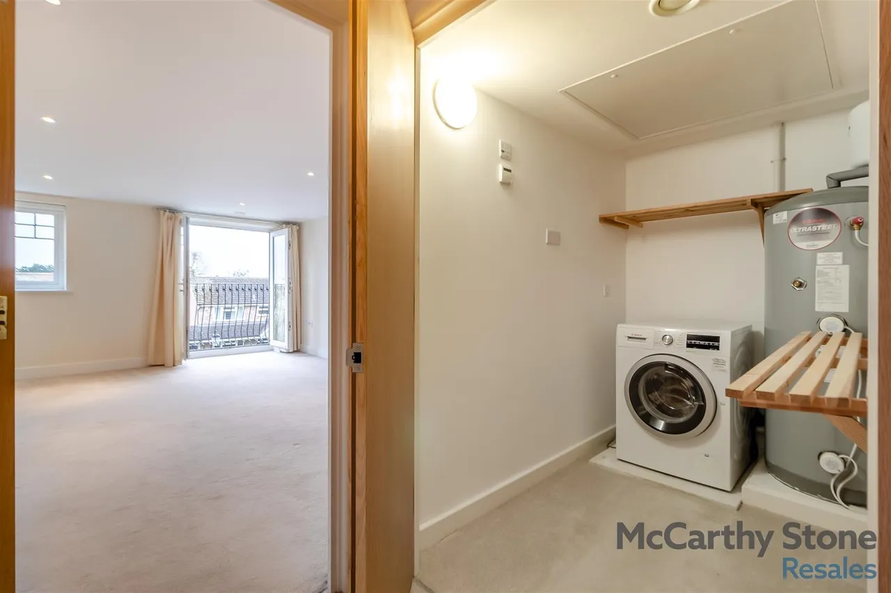 Hadleigh Road, Frinton-On-Sea, CO13, photo 18