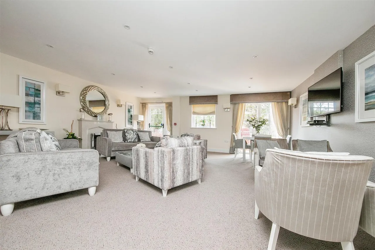 Hadleigh Road, Frinton-On-Sea, CO13, photo 20