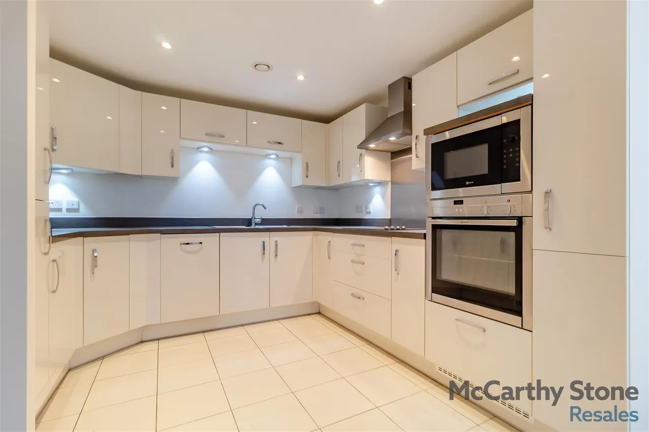 Hadleigh Road, Frinton-On-Sea, CO13, photo 8