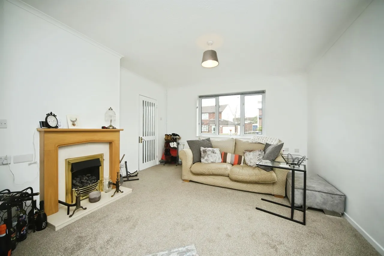 Blackdown Road, Taunton, photo 3