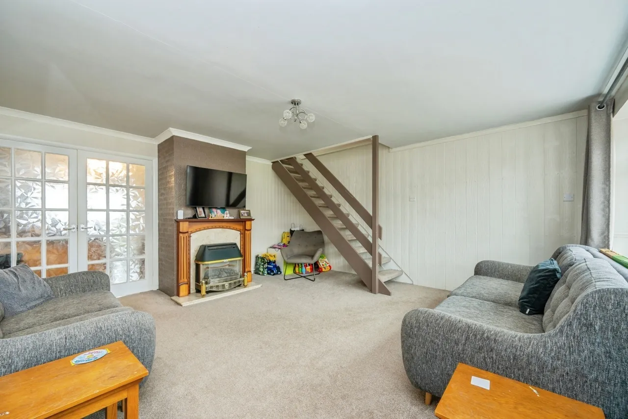Drayton Lane, Drayton Bassett, Tamworth, Staffordshire, B78, photo 3