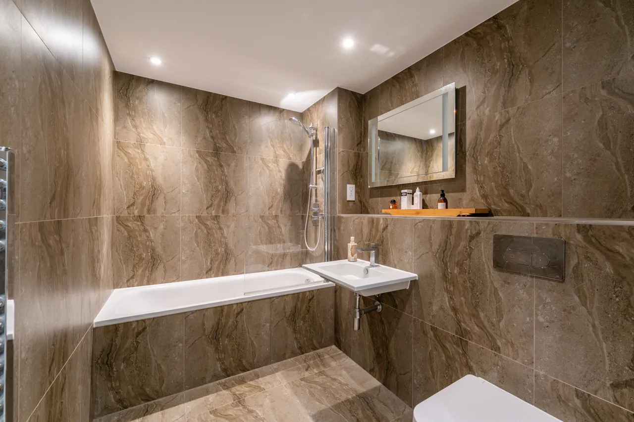 10 Chatfield Road, London, SW11, photo 7