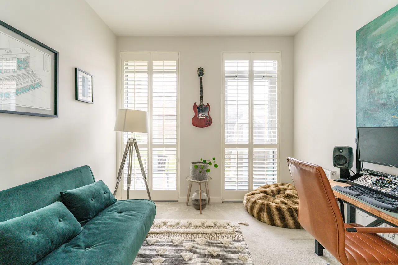 10 Chatfield Road, London, SW11, photo 10