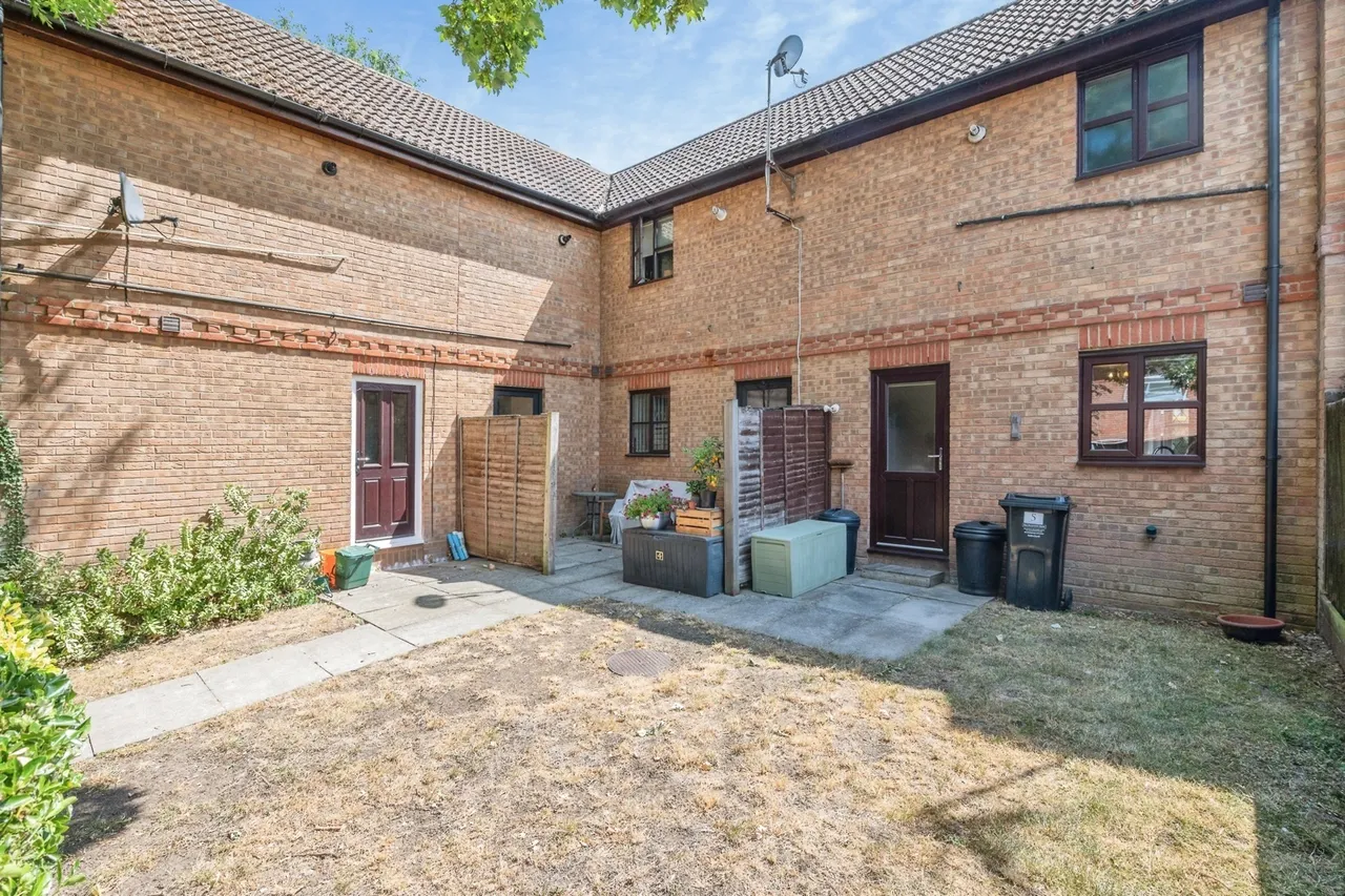 Coxbridge Court, Billericay, Essex, CM12, photo 12