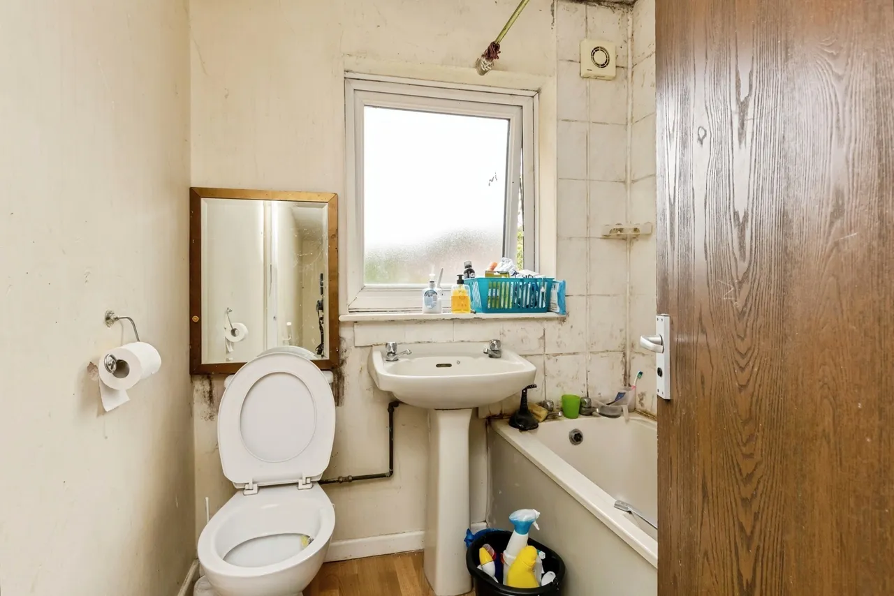 Allington Avenue, Nottingham, NG7, photo 9