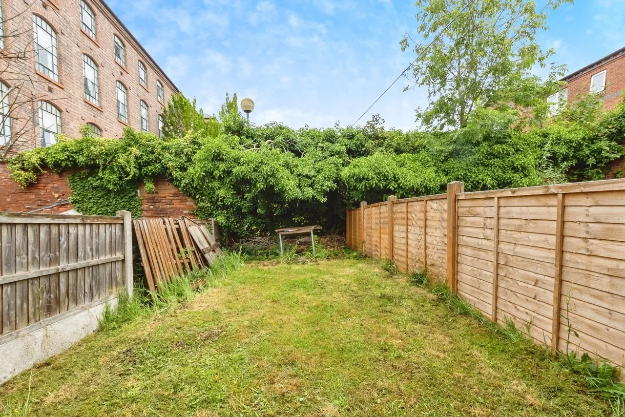 Allington Avenue, Nottingham, NG7, photo 11