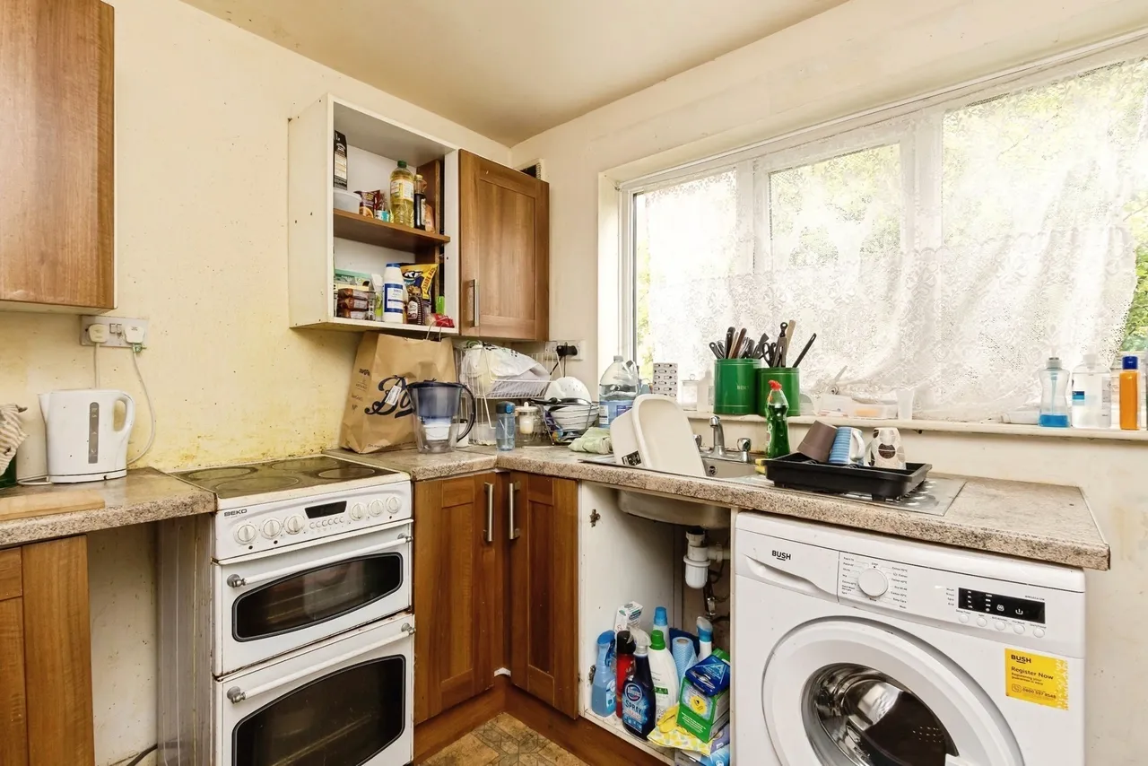 Allington Avenue, Nottingham, NG7, photo 3