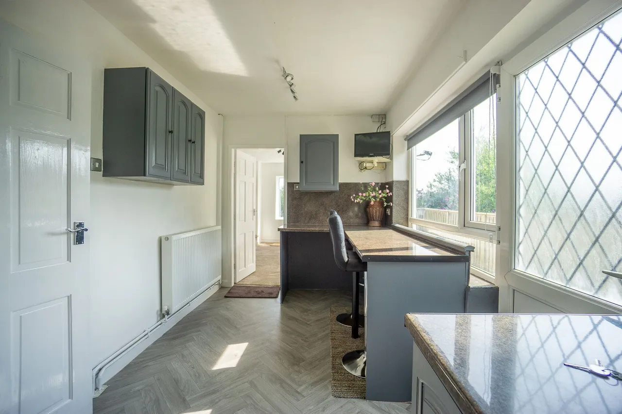 1 Cae Pin Estate, Abersoch, Pwllheli, Gwynedd, LL53 7UH, photo 10