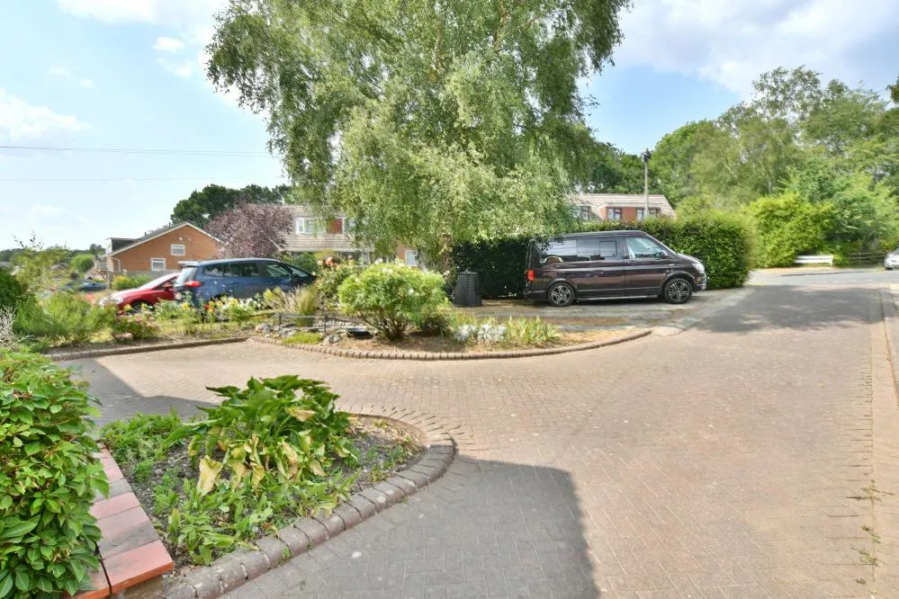 Cutlers Place, Colehill, BH21, photo 23