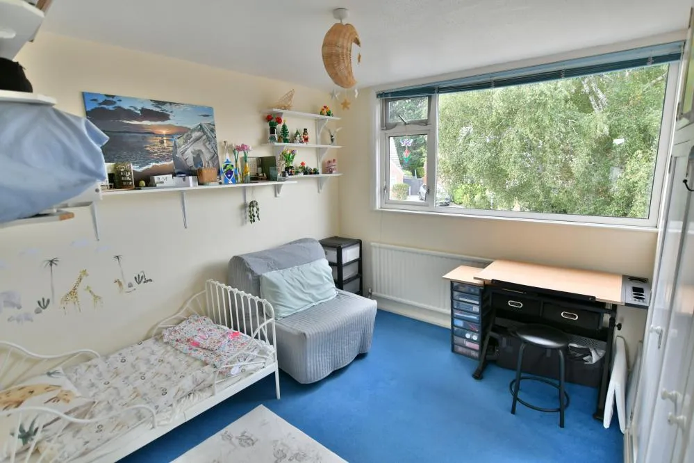 Cutlers Place, Colehill, BH21, photo 15