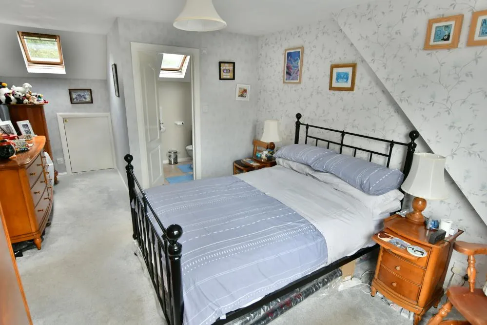 Cutlers Place, Colehill, BH21, photo 12