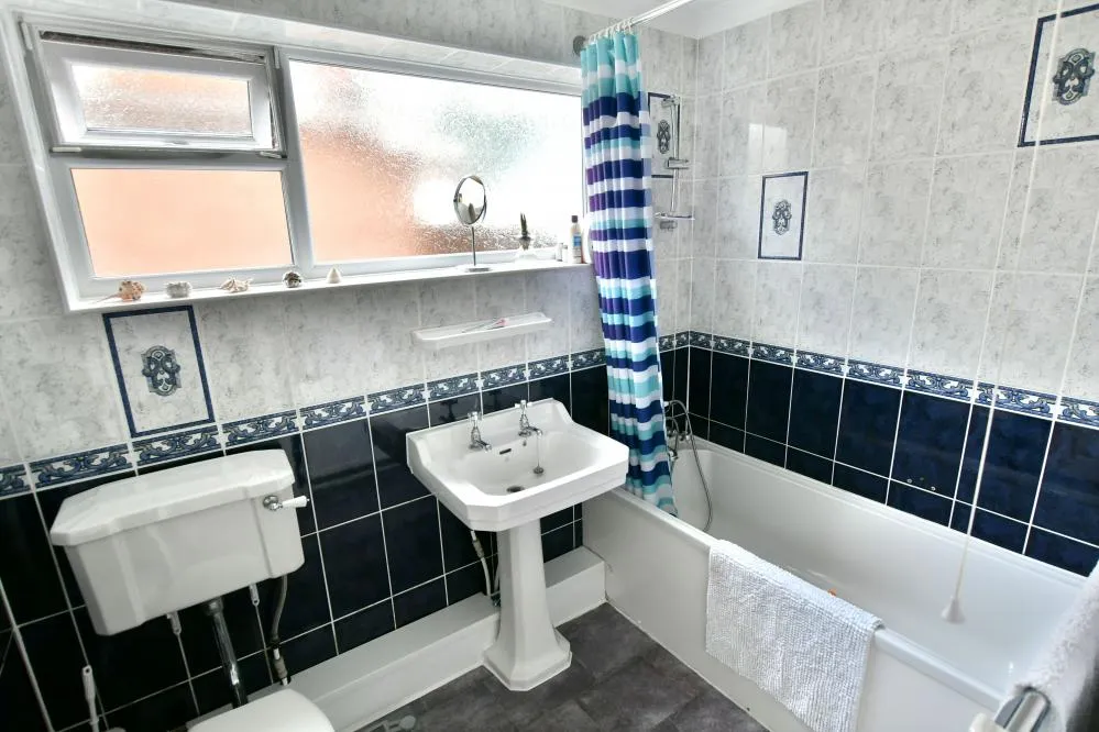 Cutlers Place, Colehill, BH21, photo 8