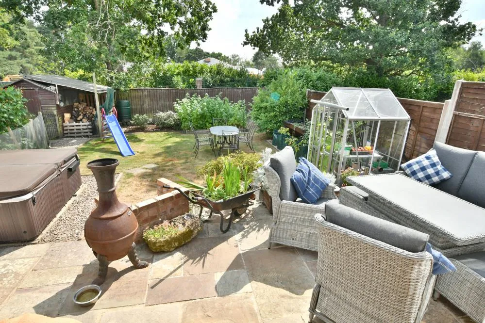 Cutlers Place, Colehill, BH21, photo 20