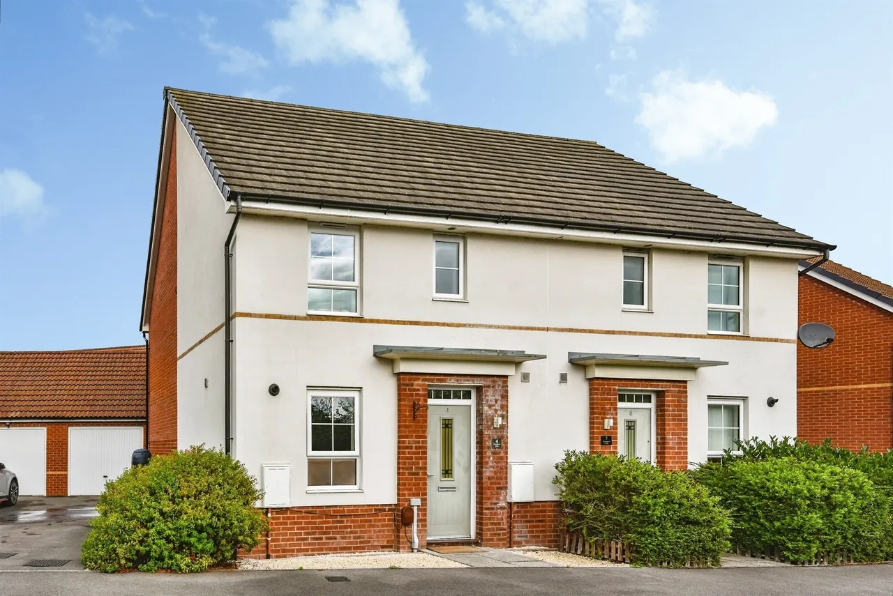 3 bed house for sale — Berengaria Close, Westbury