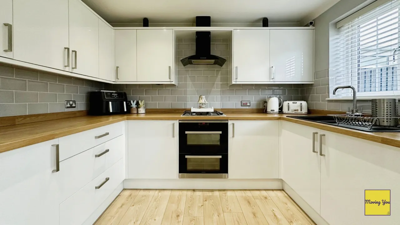Glan-y-Nant, Tondu, Bridgend, Mid Glamorgan, photo 3