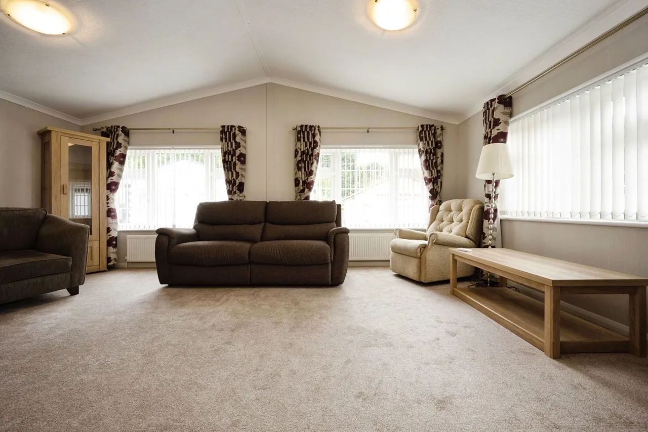 Folly Park, High Street, Clapham, Bedford, MK41, photo 6