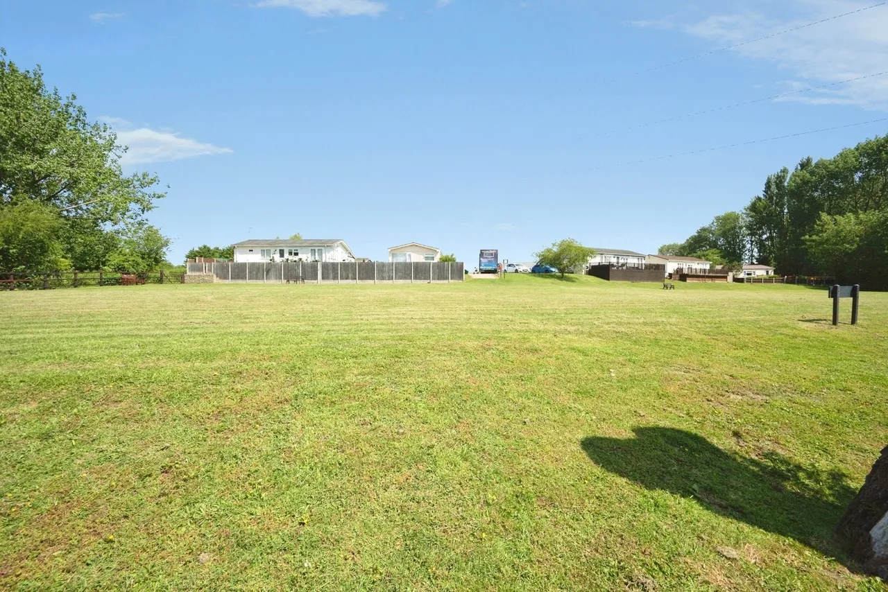 Folly Park, High Street, Clapham, Bedford, MK41, photo 22