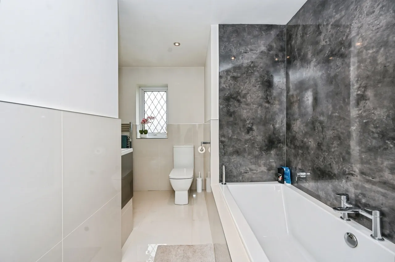 The Copse, Newton-le-Willows, WA12, photo 10
