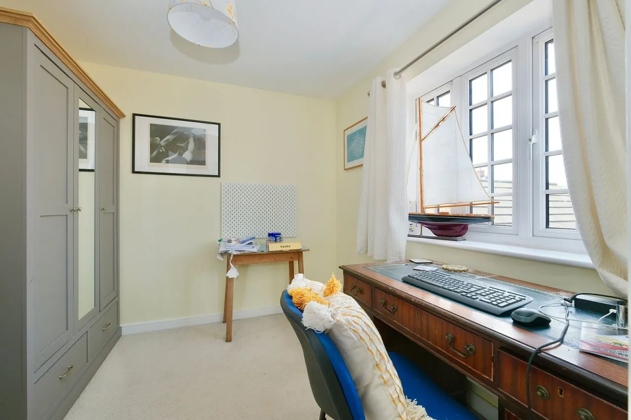 Lesley Way, Brampton, PE28, photo 5