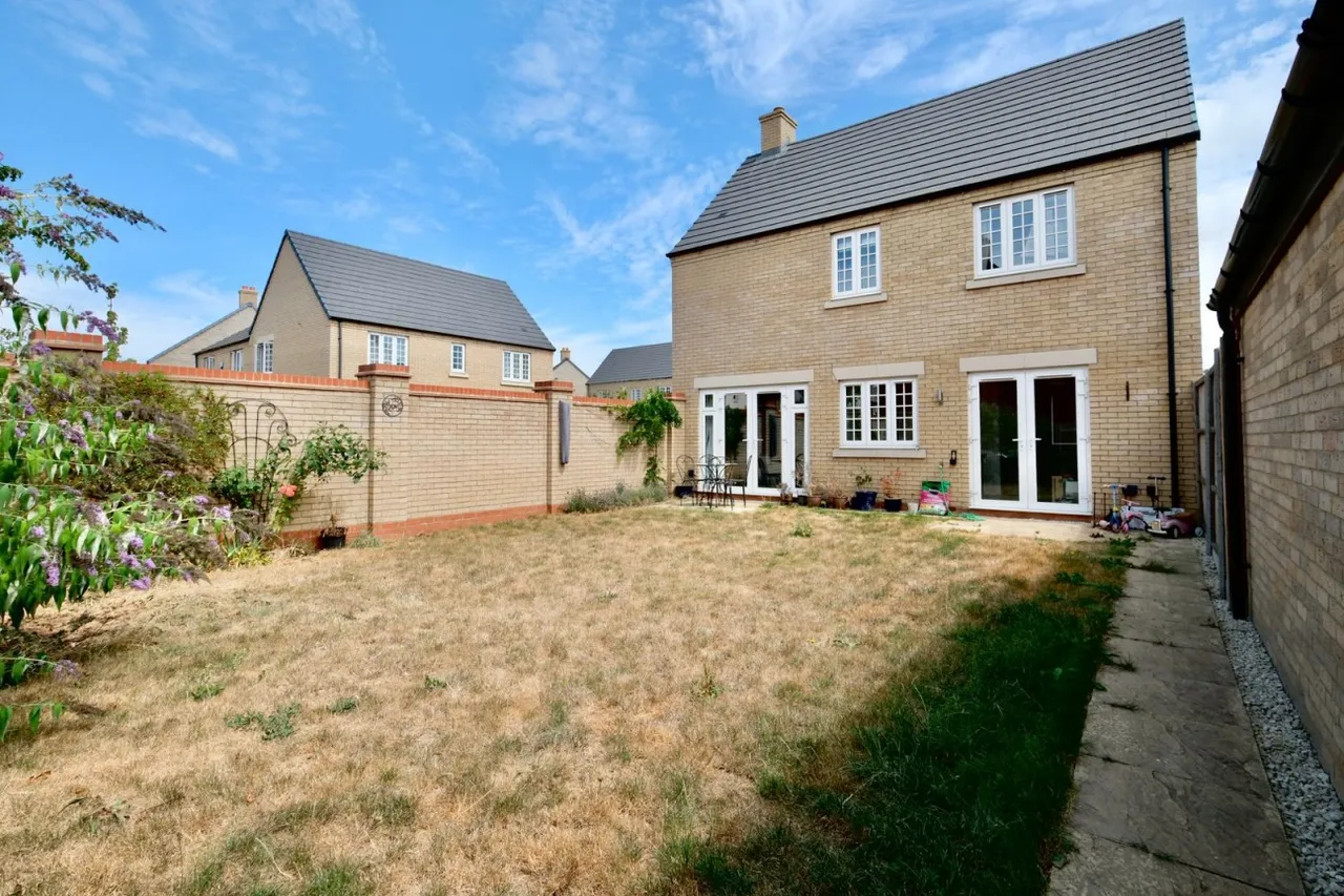 Lesley Way, Brampton, PE28, photo 11