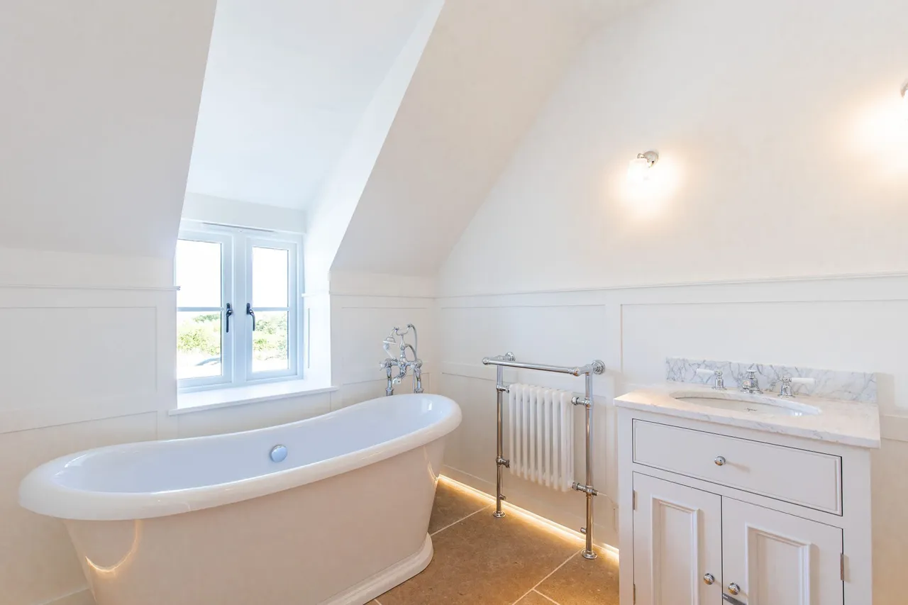 Chain Free and Impressive Detached Ho, photo 15