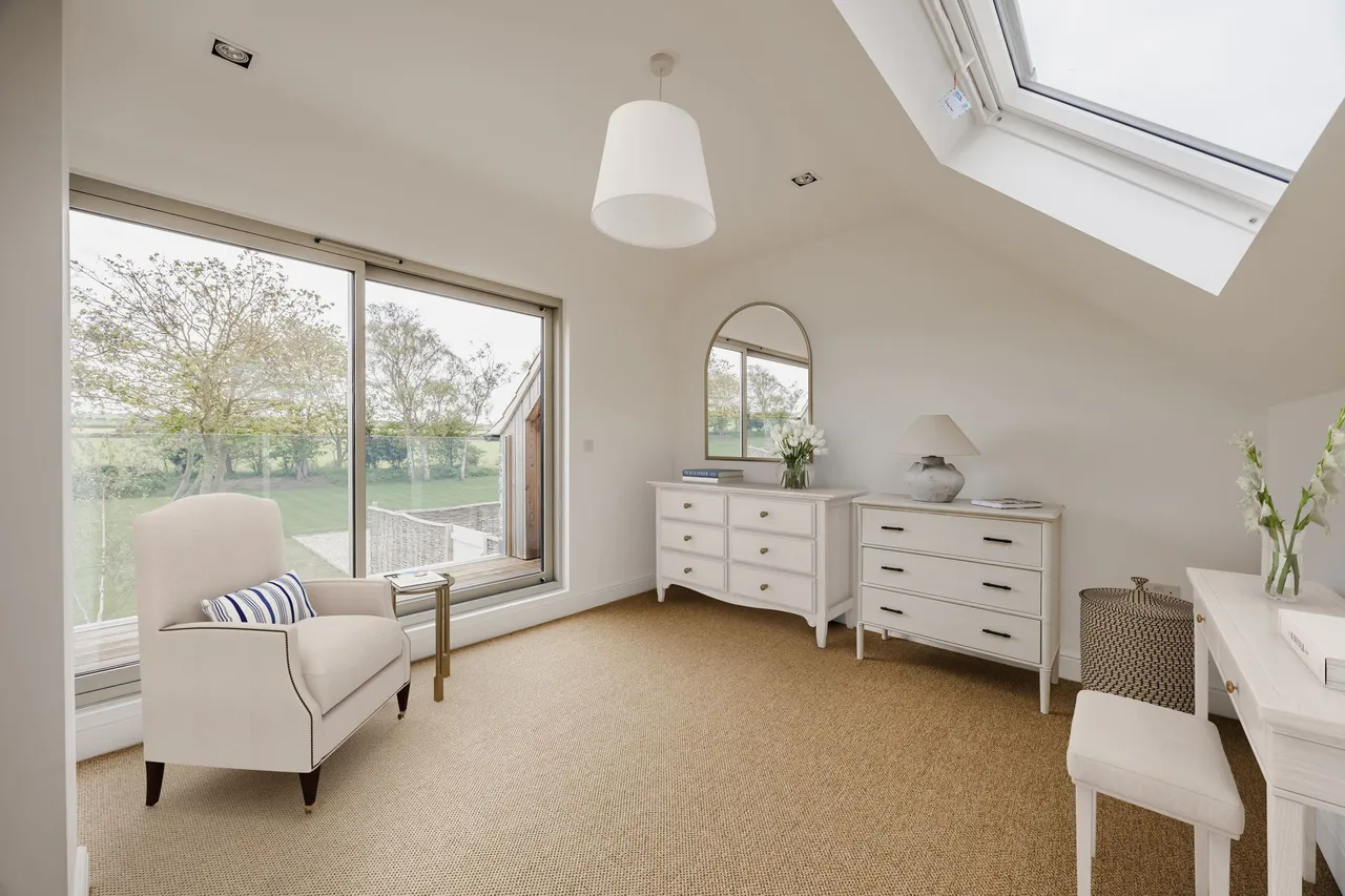 Chain Free and Impressive Detached Ho, photo 16