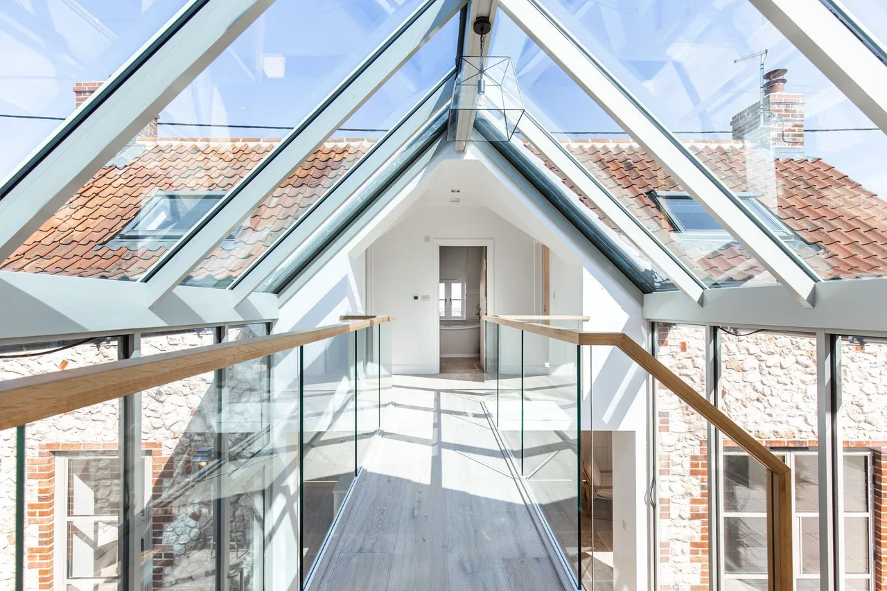 Chain Free and Impressive Detached Ho, photo 8