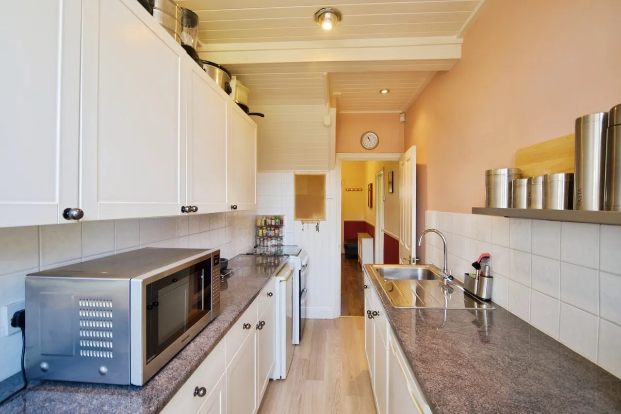 Valence Avenue, Dagenham, Essex, RM8, photo 18