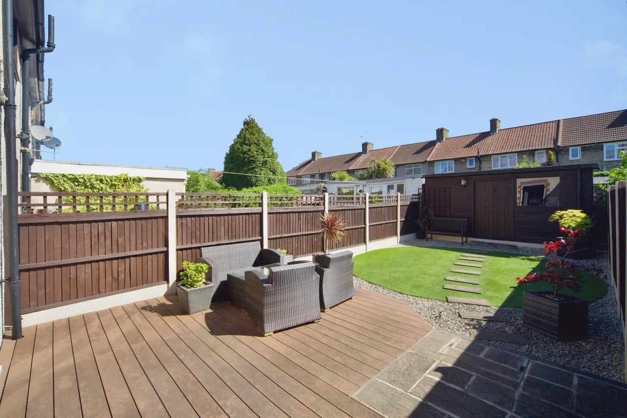 Valence Avenue, Dagenham, Essex, RM8, photo 5