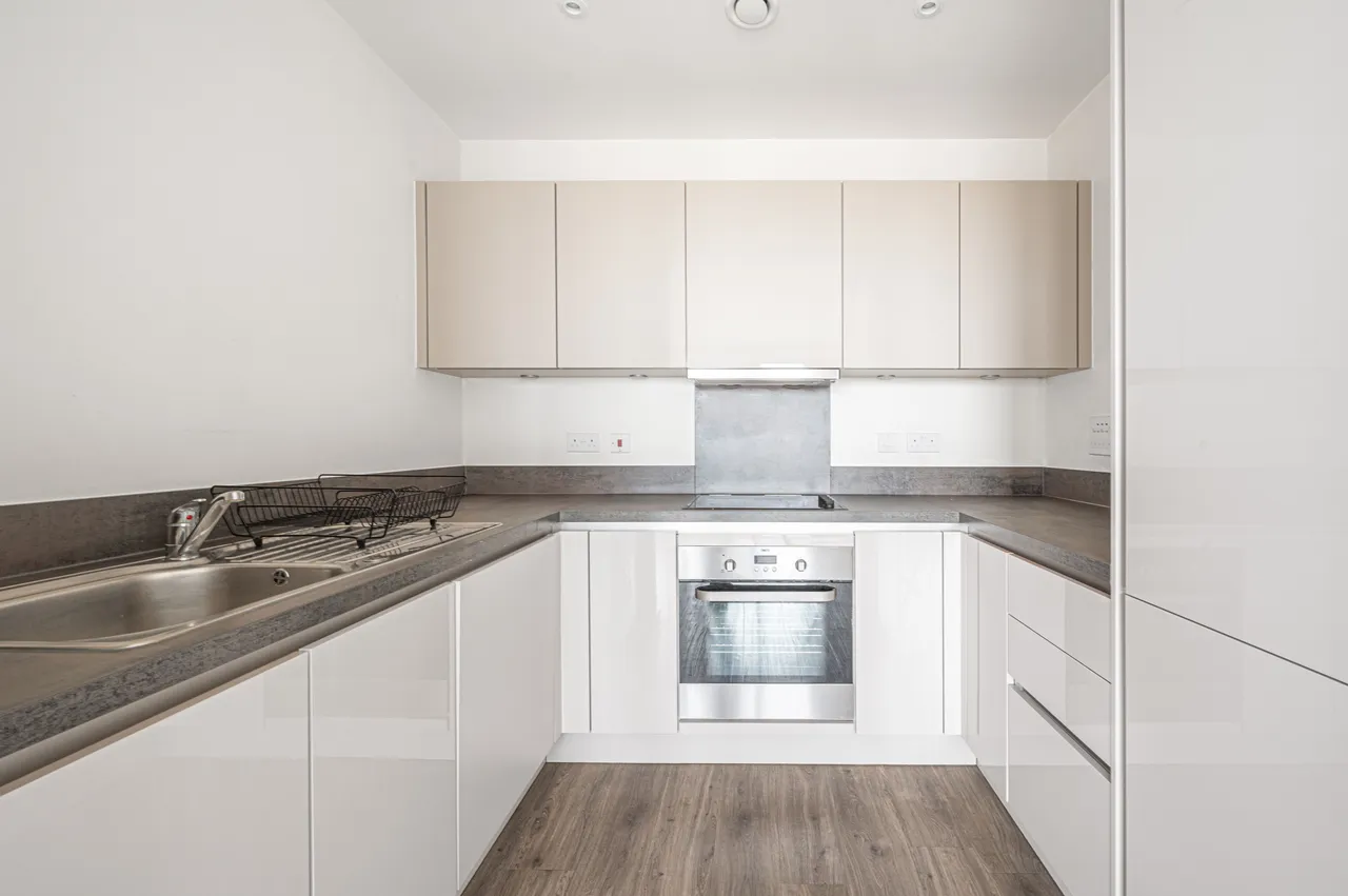 43 Dunnock House, 21 Moorhen Drive, London, photo 4