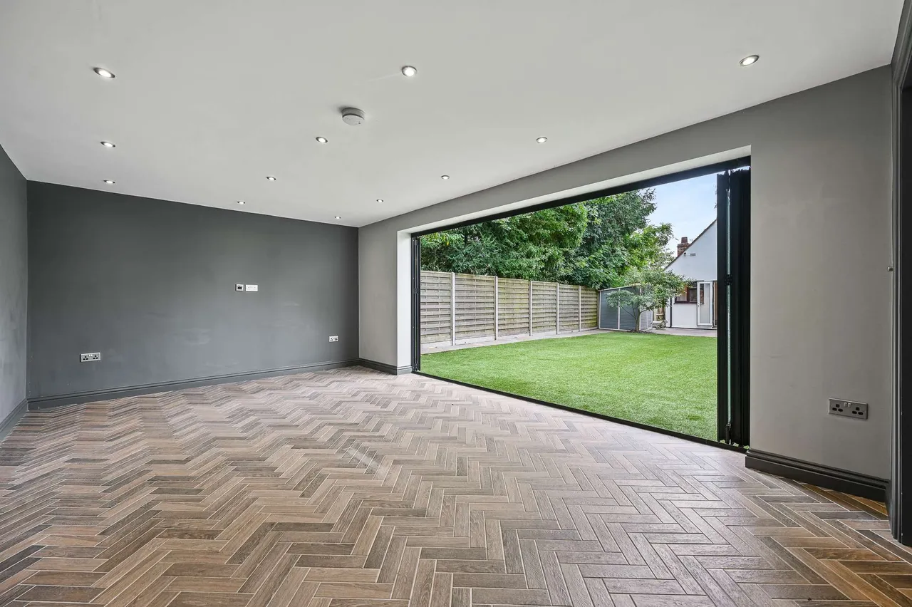 Bull Lane, Gerrards Cross, SL9, photo 16
