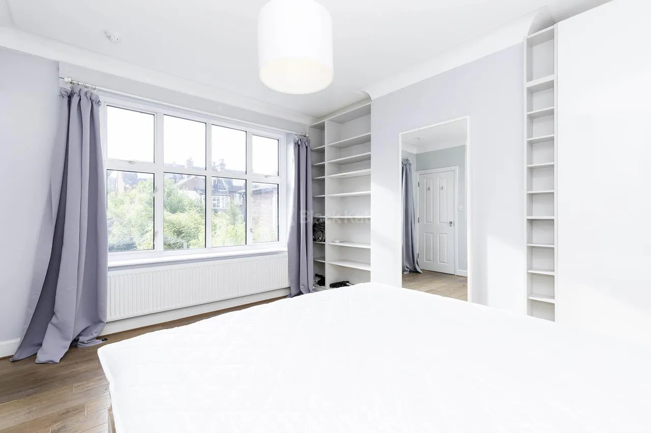 Stanley Gardens, London, NW2, photo 9