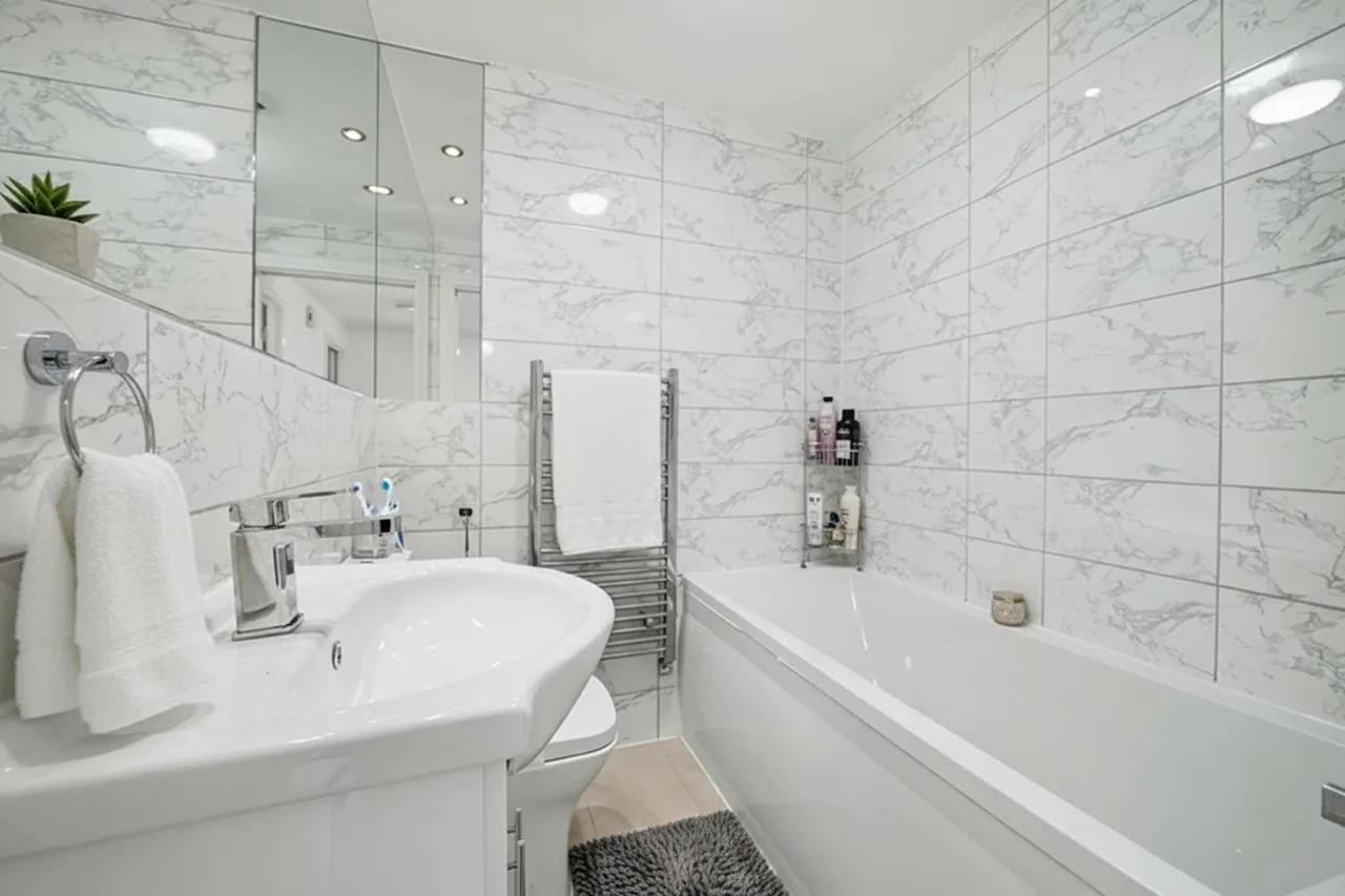 Plot 5 The Pinewoods, off Wyken Way, Coventry - CV2 3HJ, photo 14